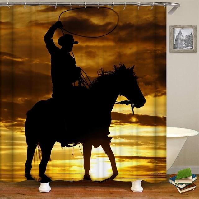Douchegordijn met cowboy bij zonsondergang